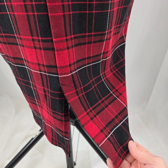 725-25 Torrid Red/White/Black plaid Midi Ponte Pencil Skirt Size 2 18/20 - Picture 5 of 13